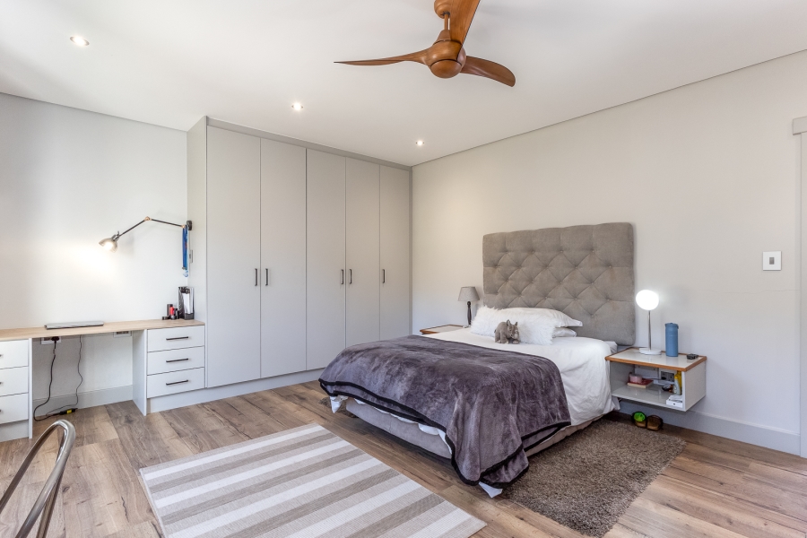 4 Bedroom Property for Sale in Lemoenkloof Western Cape